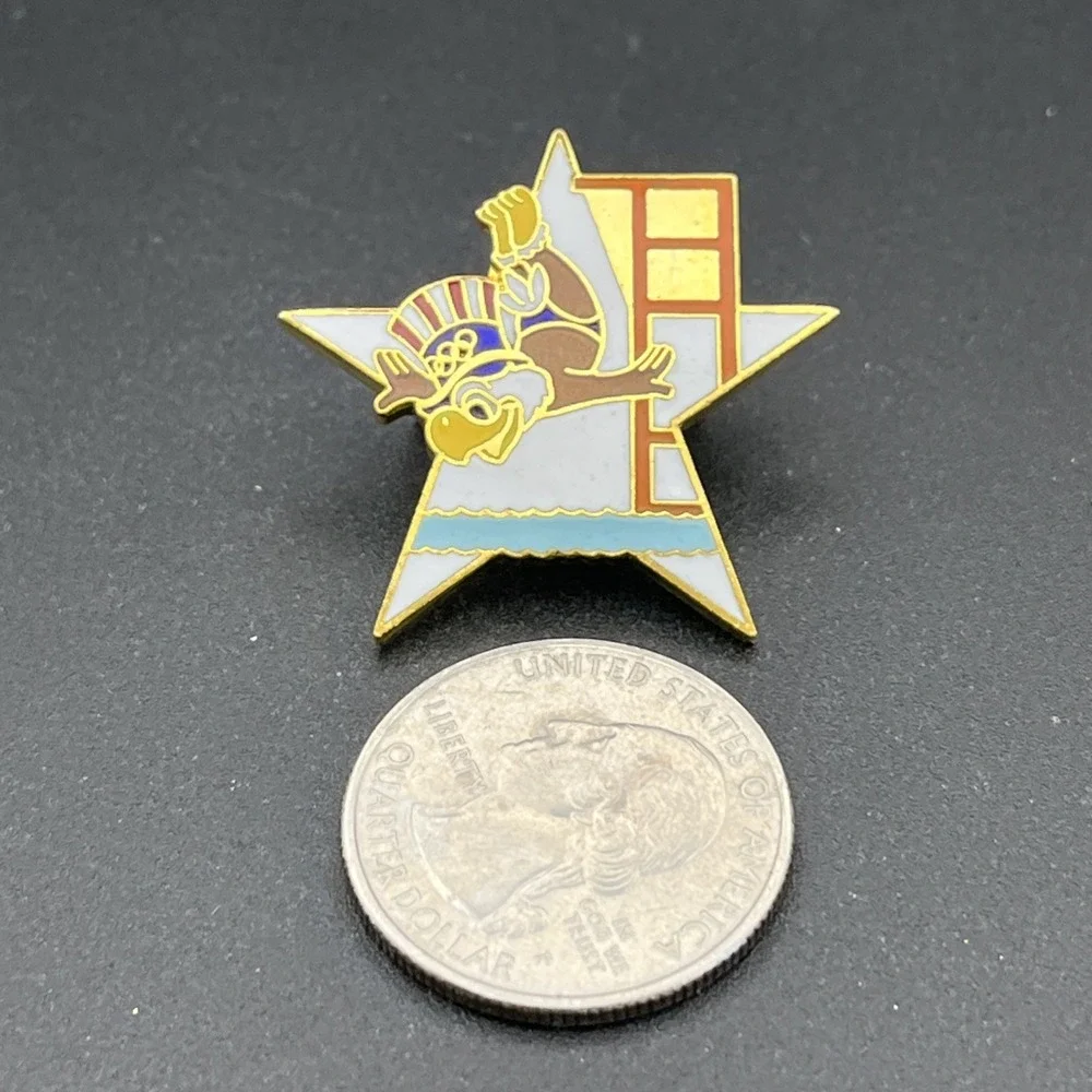 1984 Los Angeles Olympics Sam The Eagle Diving Event Star‎ Lapel Hat Pin